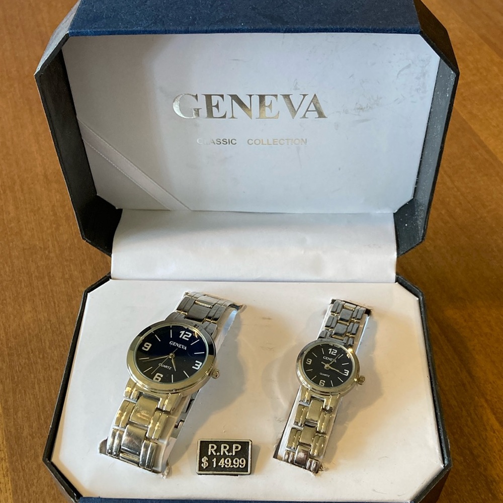 His and Hers Geneva Watch Gift Set